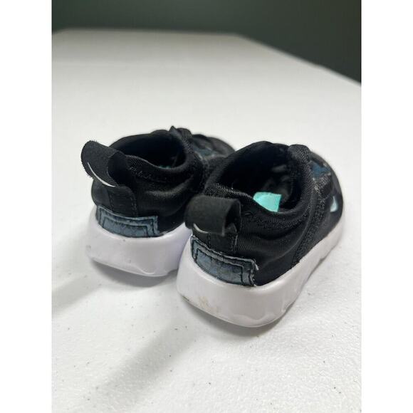 Nike Lucent Toddler Black Blue Sneaker Toddler Size 4C - Picture 4 of 6